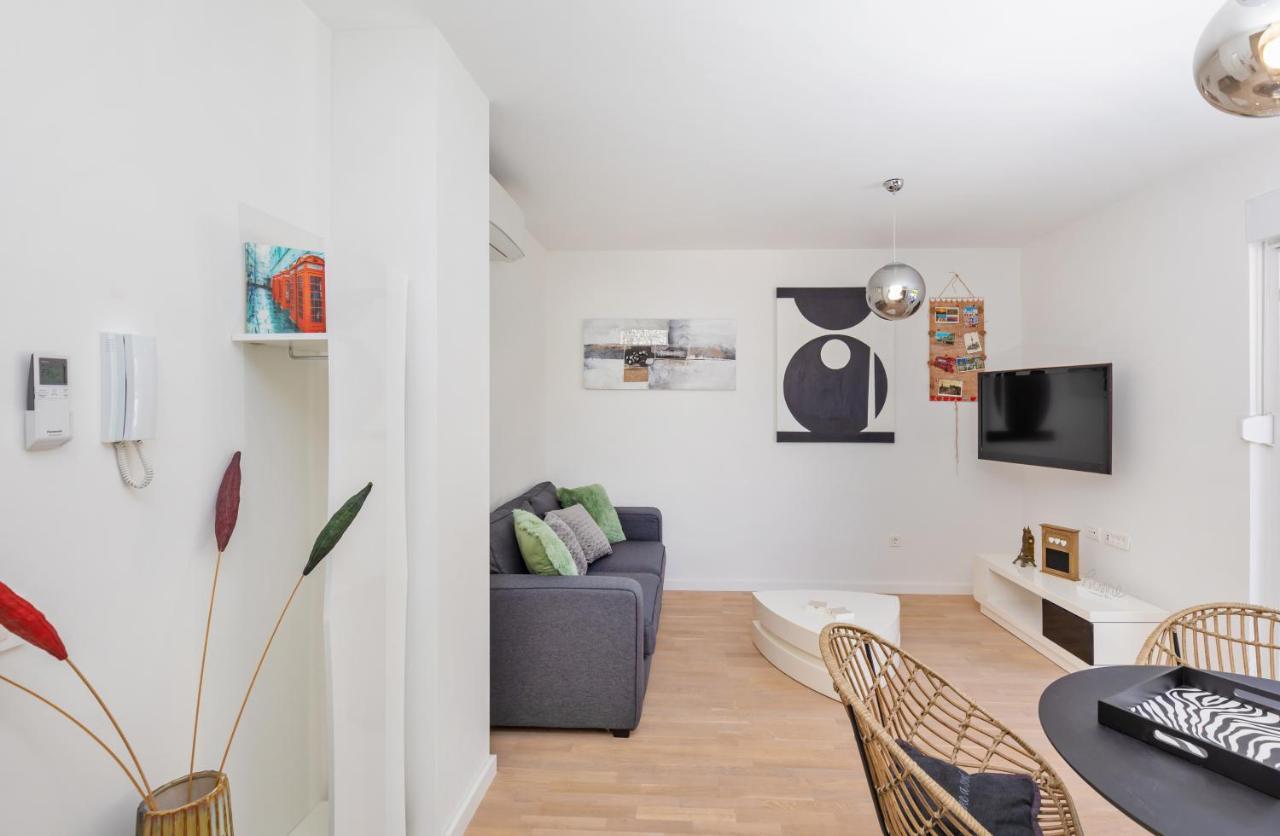 Apartment Life Plus Дубровник Екстериор снимка